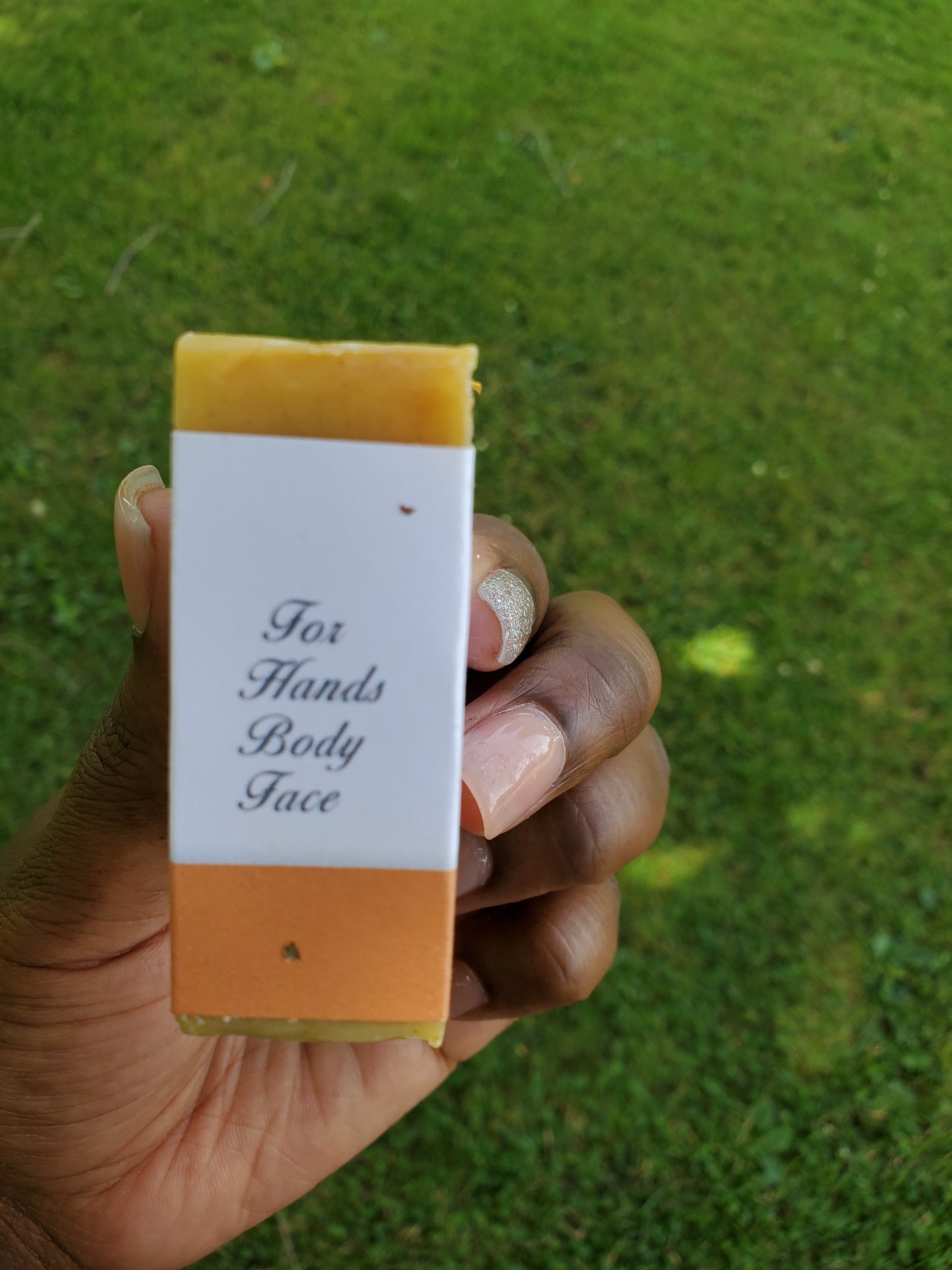 Bconscious Naturals™ Rise & Shine Turmeric Soap Bar

Brighten, Revive & Refresh Your Skin for a Dewy, Radiant Morning Glow! 🌞